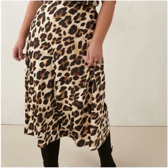 Addition Elle - Satin Finish A Line Animal Print Midi Skirt - Picture 2 of 5